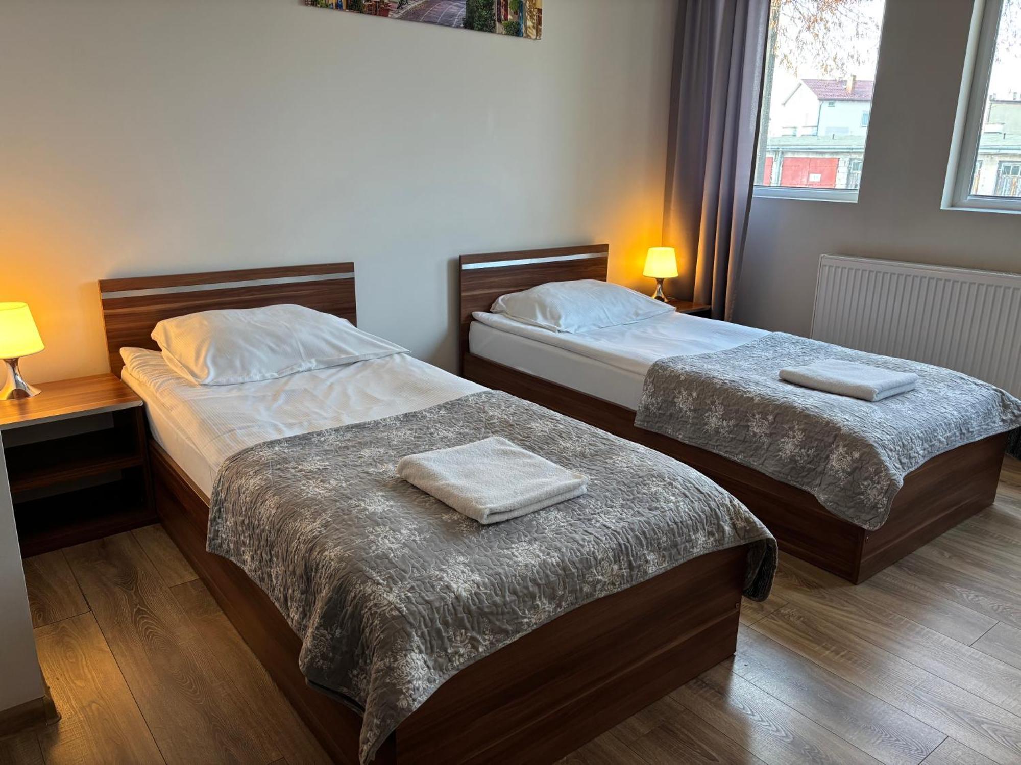 M&A Guest Rooms Lomza Ngoại thất bức ảnh
